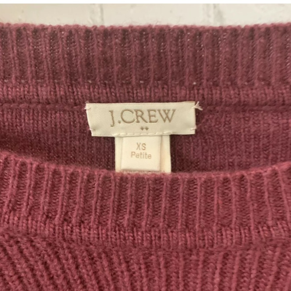 J.Crew XS Crew Neck Curved Hem Sweater C9720 - Picture 2 of 8